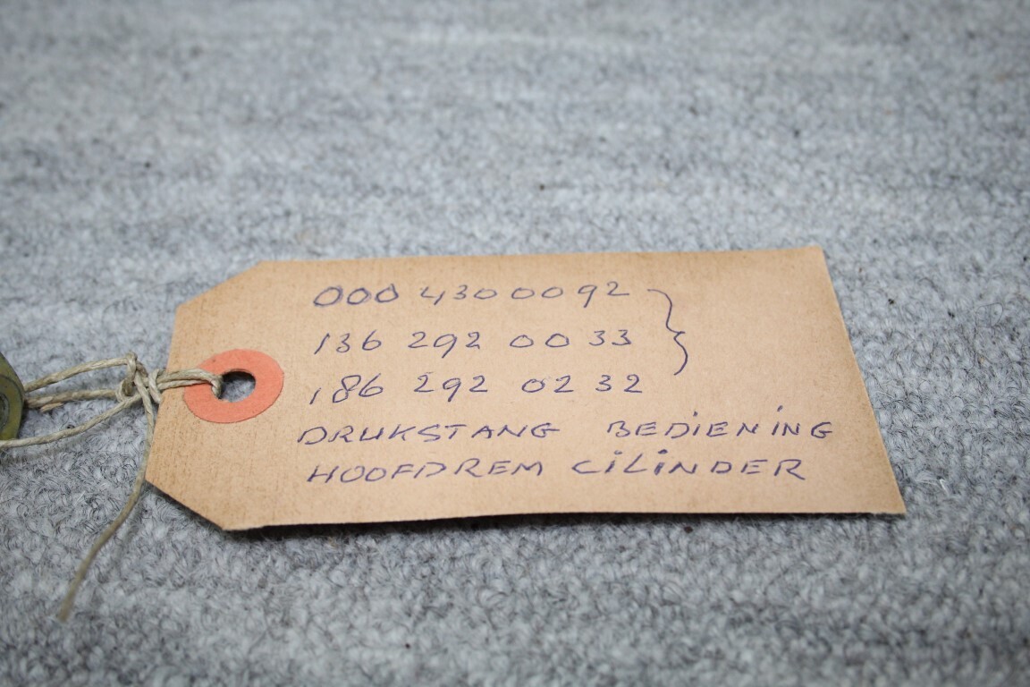 Drukstang hoofdremcilinder