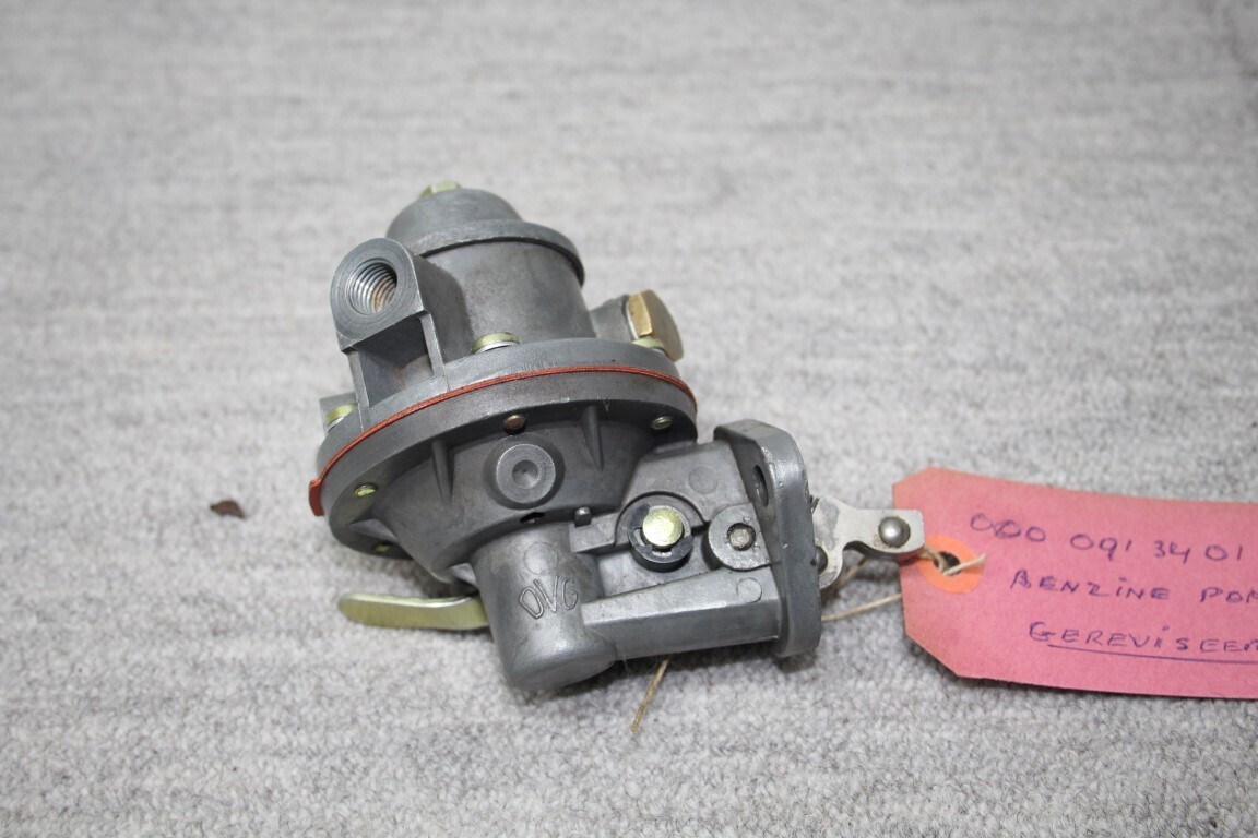 Benzinepomp gereviseerd