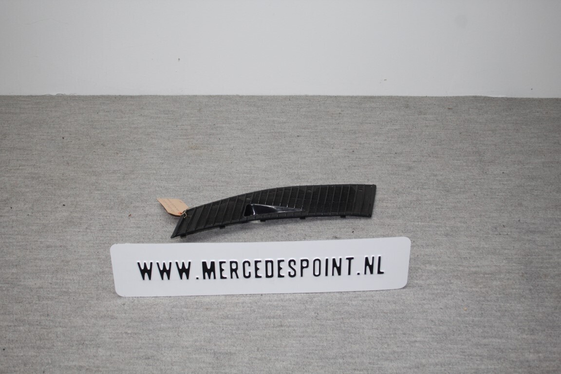 Ventilatierooster links