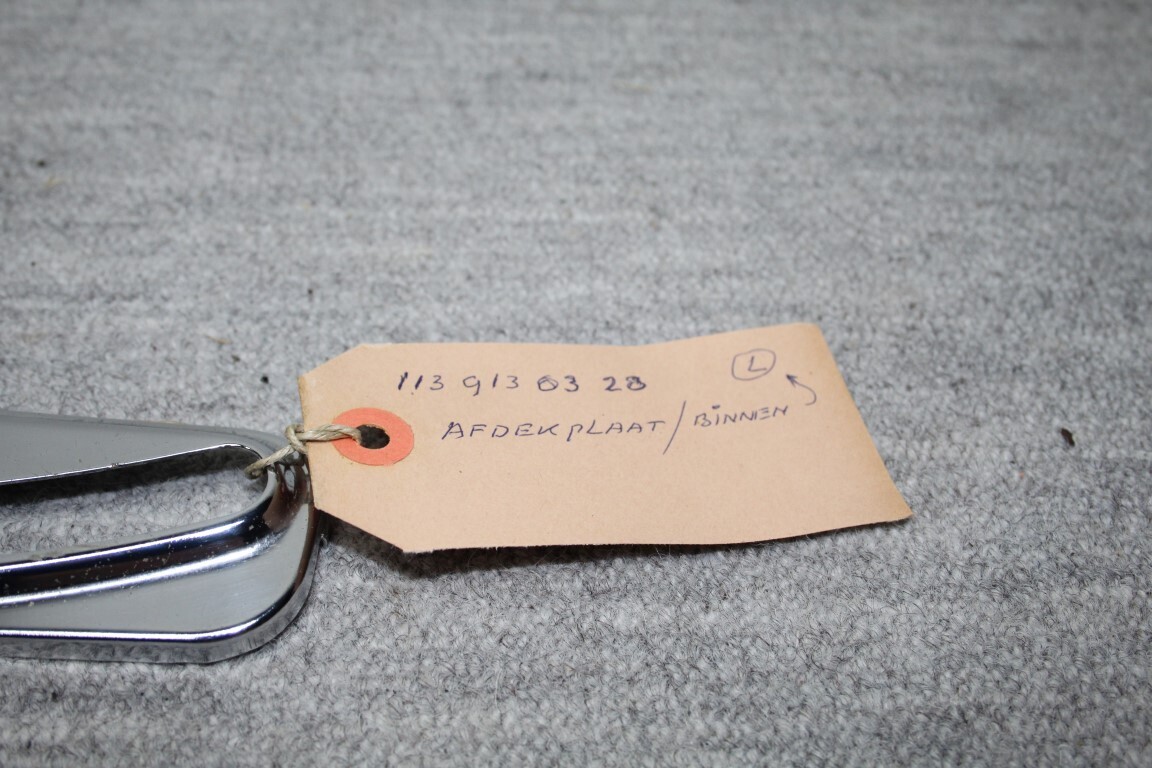 Afdekplaat stoel binnen links Afdekplaat stoel binnen links
