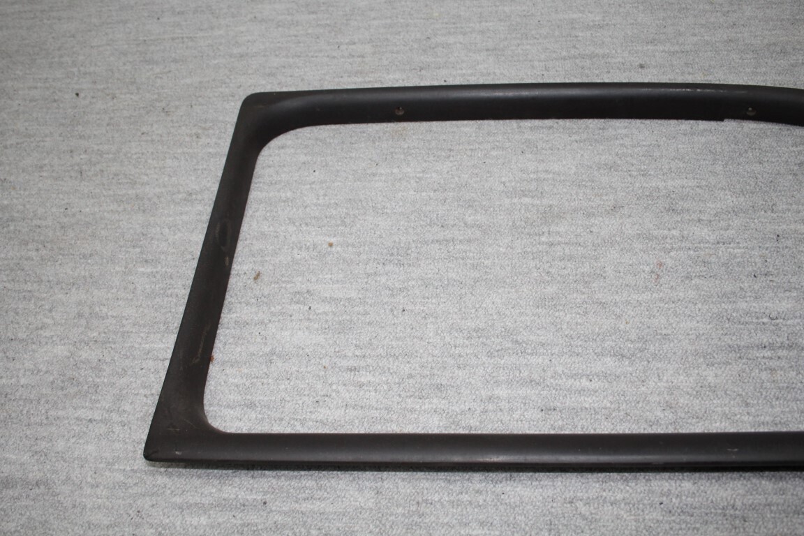 Raambekleding linksvoor