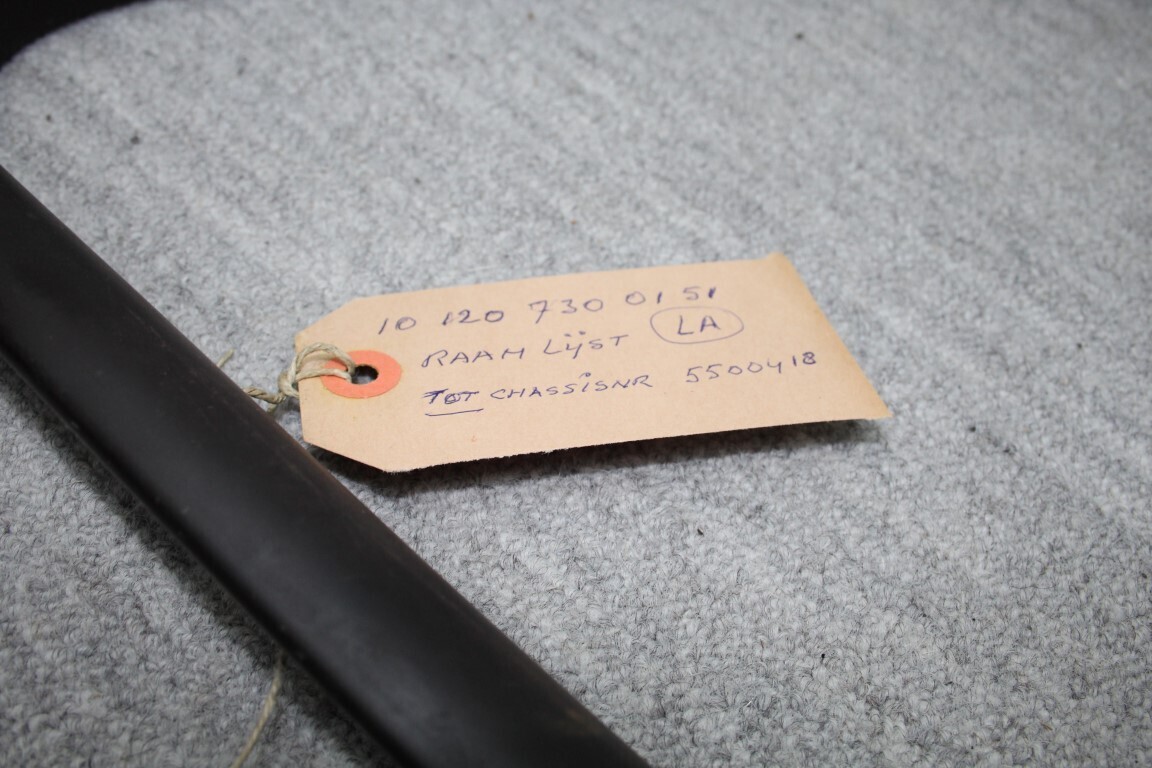 Raambekleding linksachter