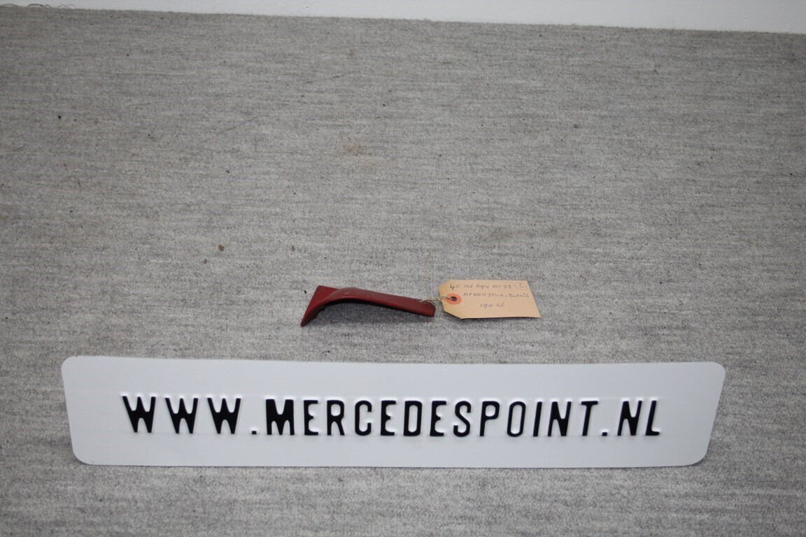 Afdekstuk B zuil links