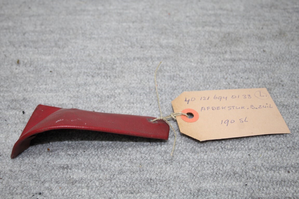 Afdekstuk B zuil links