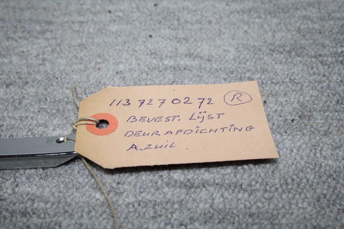 Bevestigingslijst deurafdichting rechts