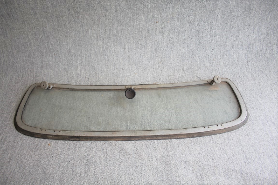 Voorruit met uitstelmechaniek