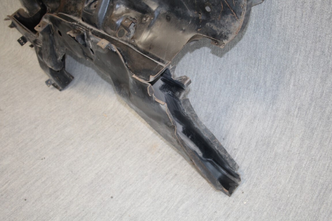 Voorpoot en binnenscherm