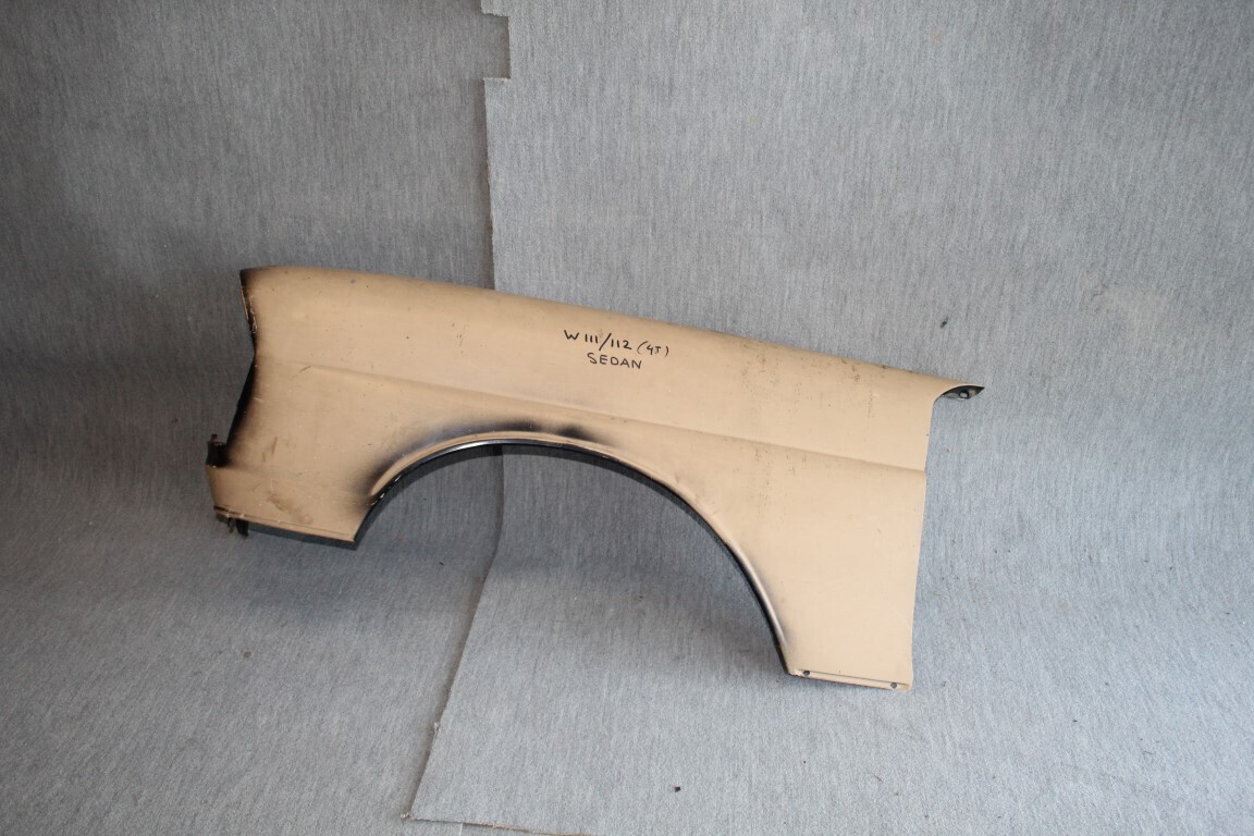 Voorscherm links sedan