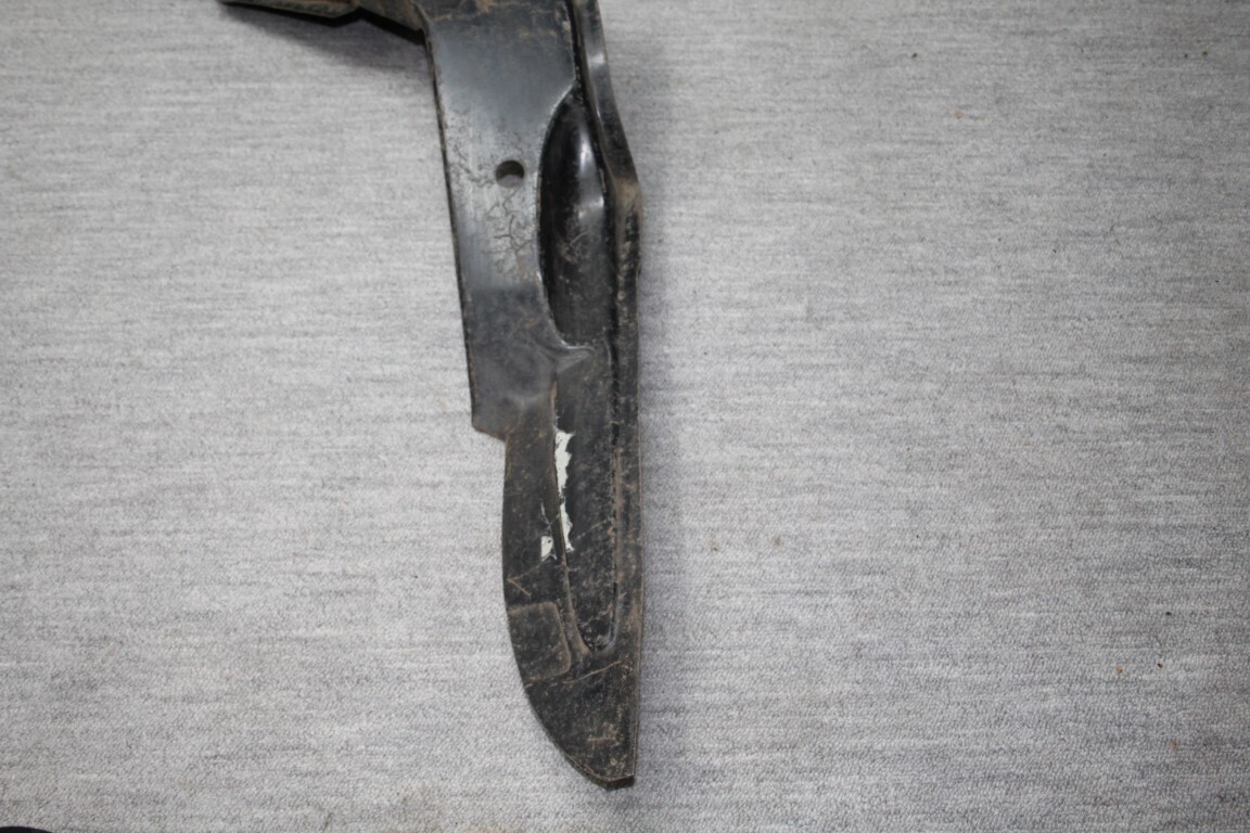 Langsdrager binnen rechts