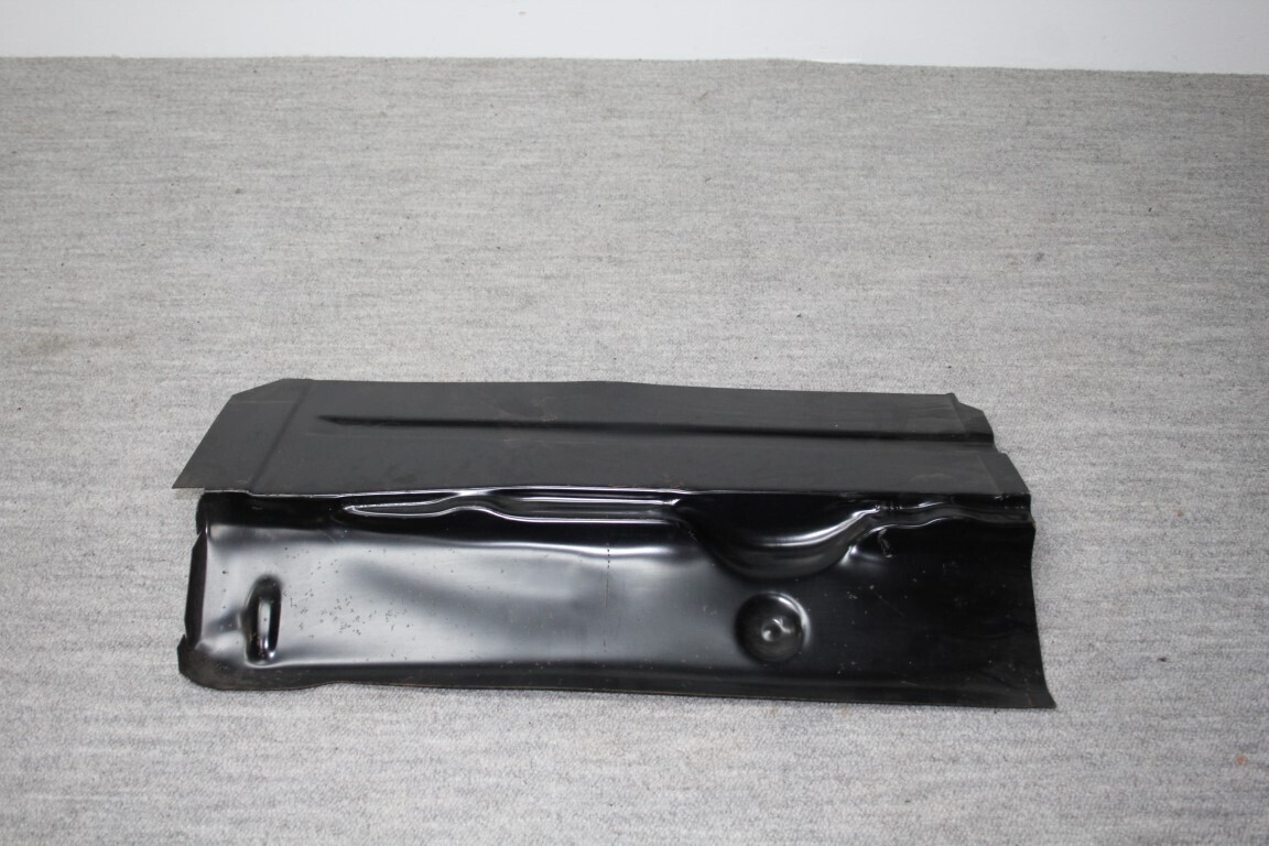 Kofferbodemplaat links