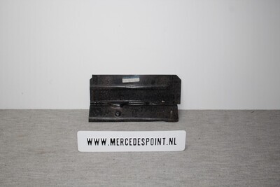 Kofferbodemplaat links