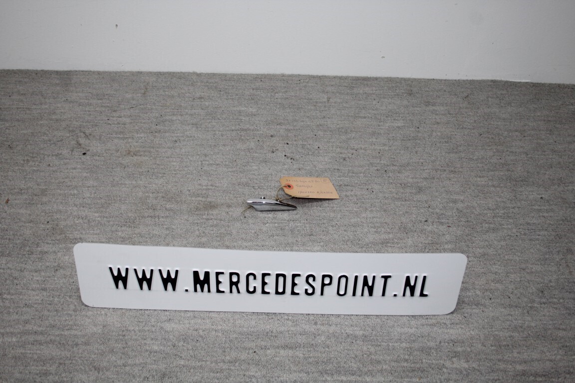 Sierlijst cabriolet rechts