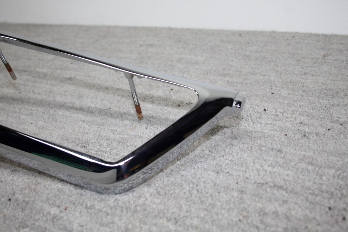 Achterlichtframe links nieuw Achterlichtframe links nieuw