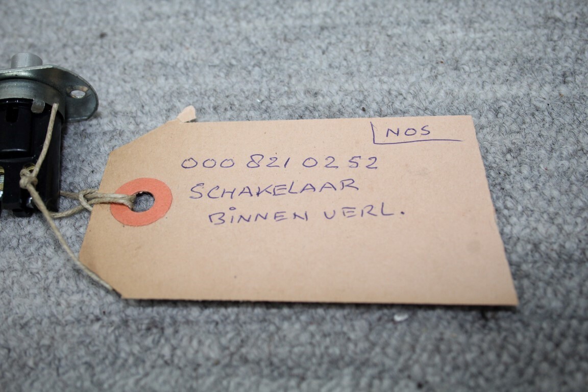 Deurschakelaar binnenverlichting