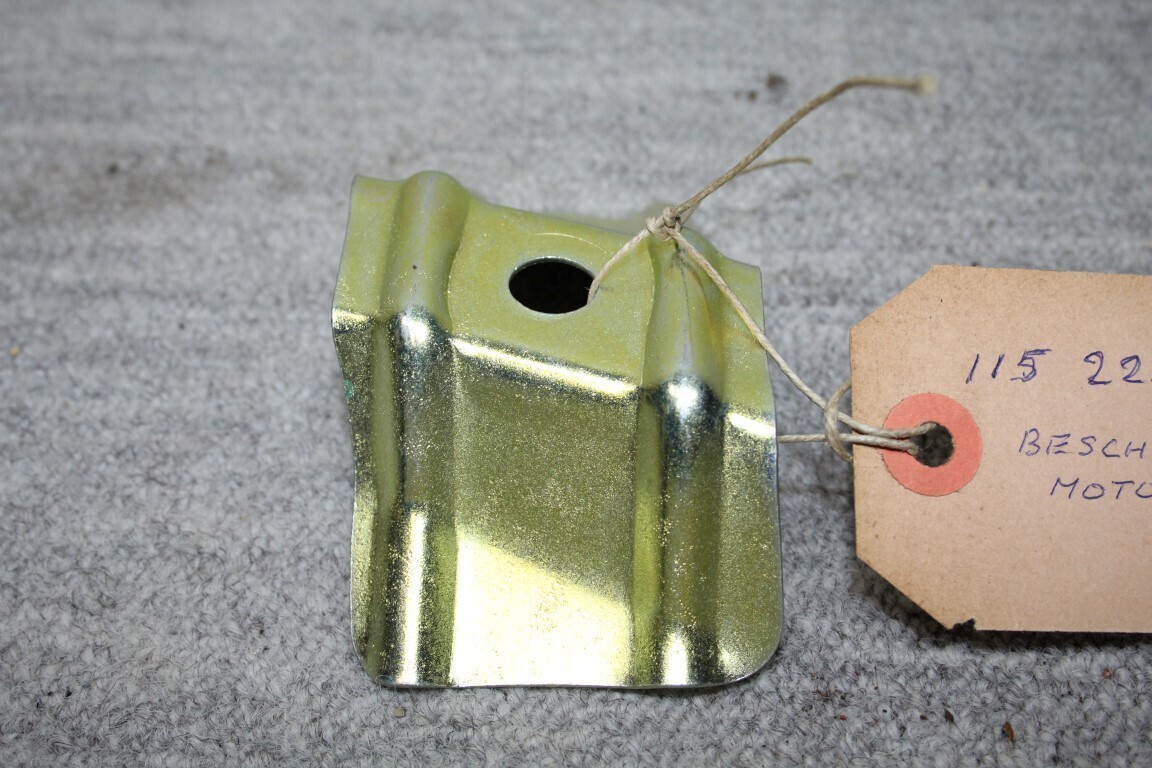 Beschermplaat motorsteun