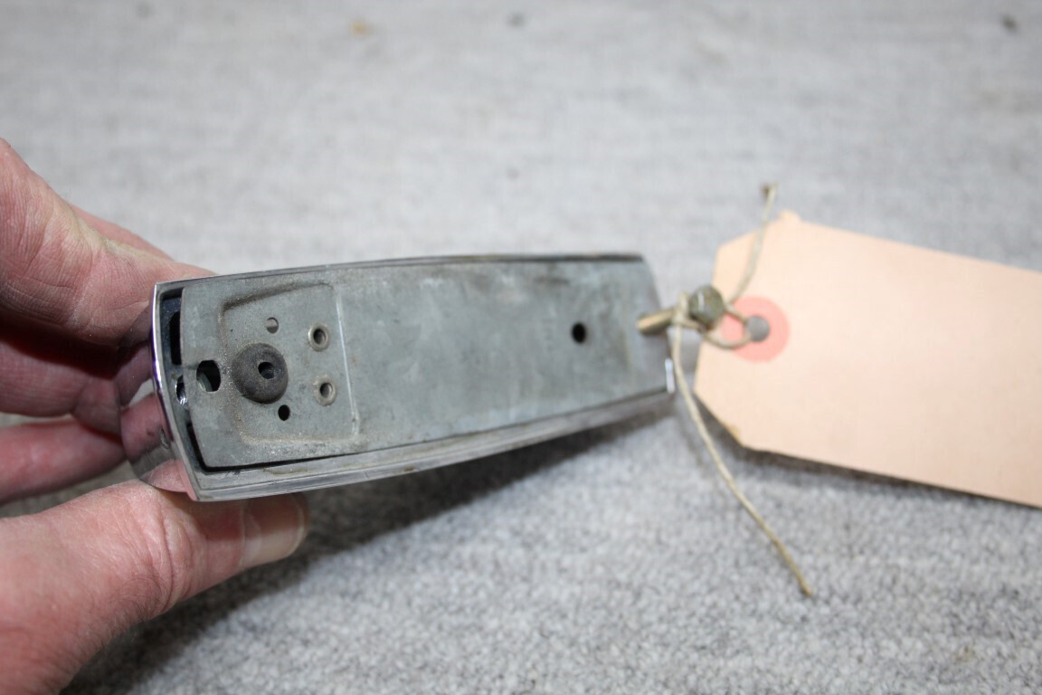 Nummerplaat verlichting rechts