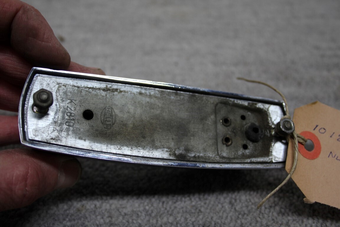 Nummerplaat verlichting links