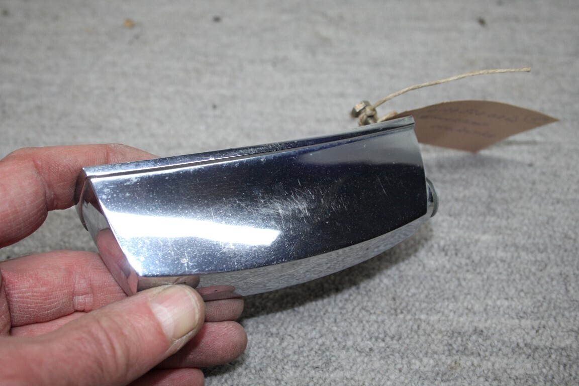 Nummerplaat verlichting rechts