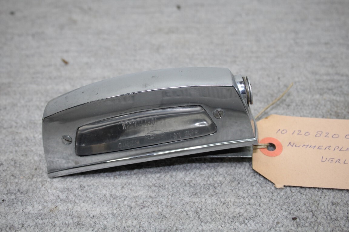 Nummerplaat verlichting rechts