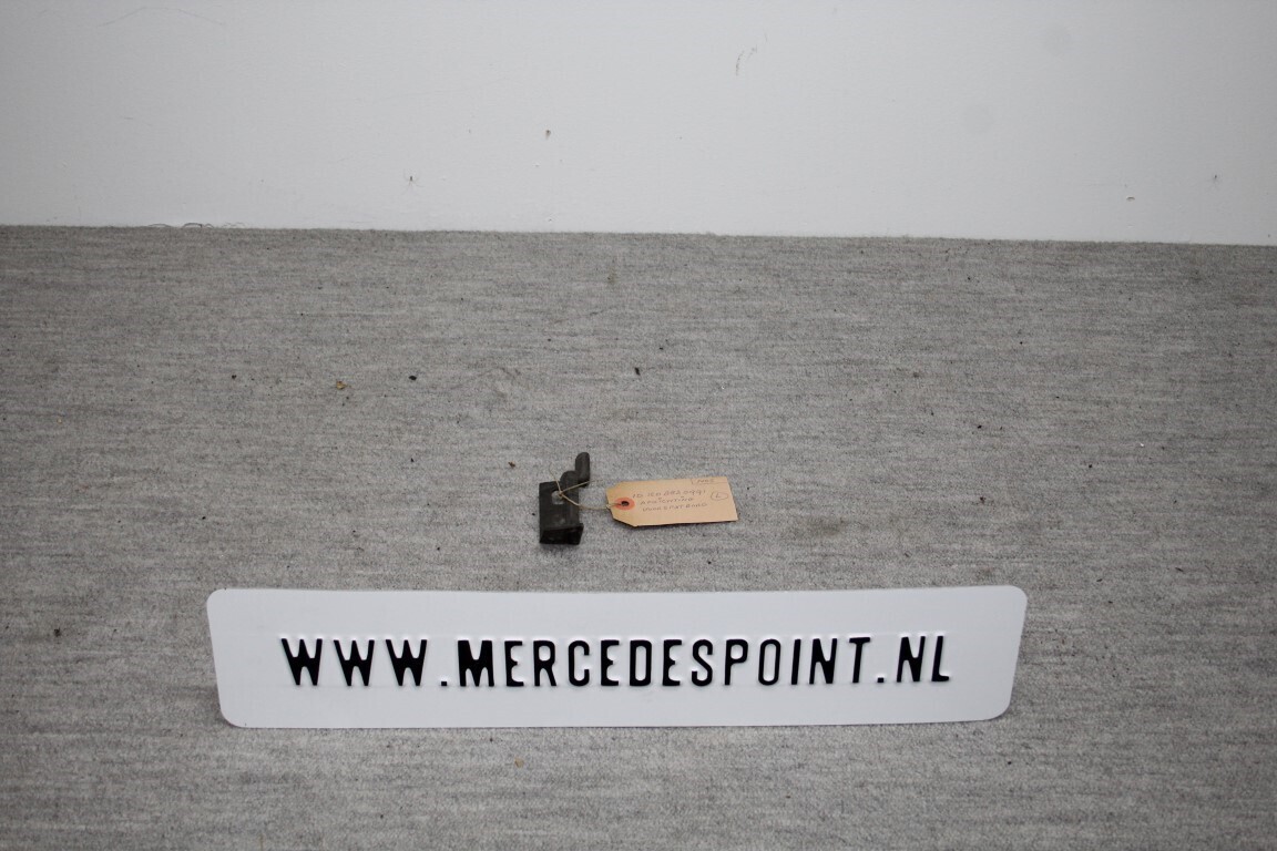 Afdichting voorspatbord links