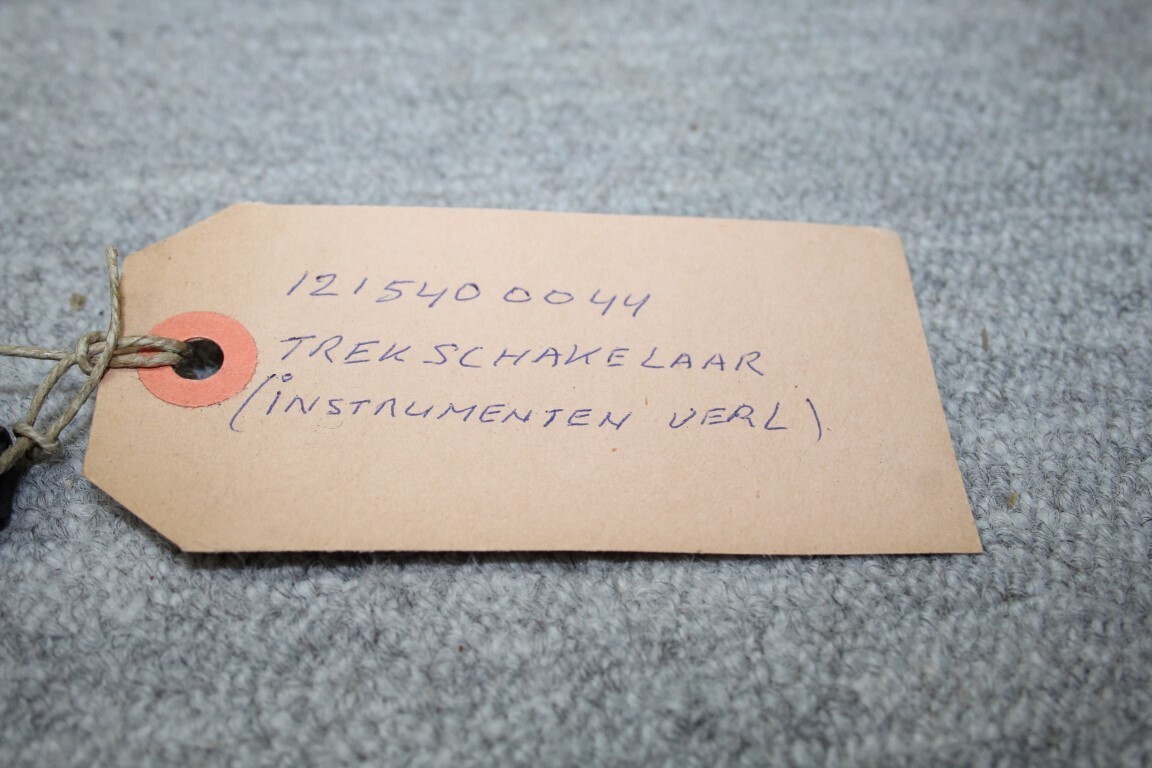 Trekschakelaar instrumenten verlichting