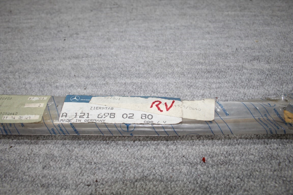 Sierstrip scherm rechtsvoor