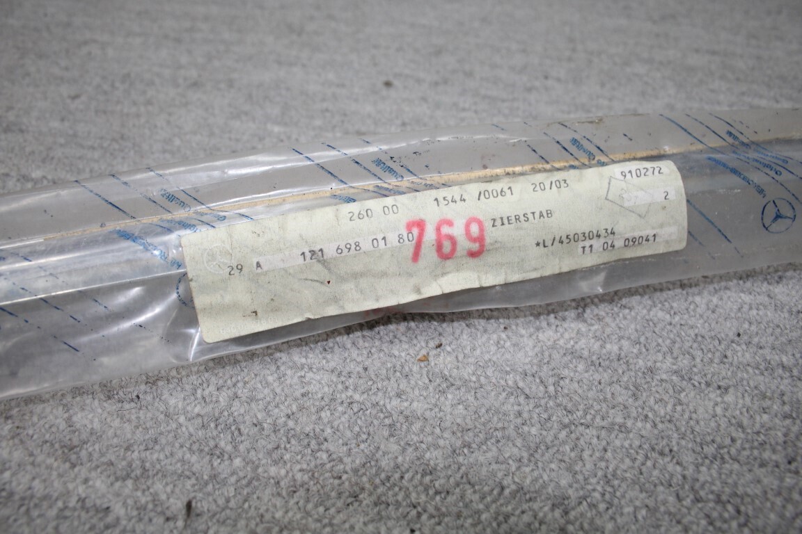 Sierstrip scherm linksvoor