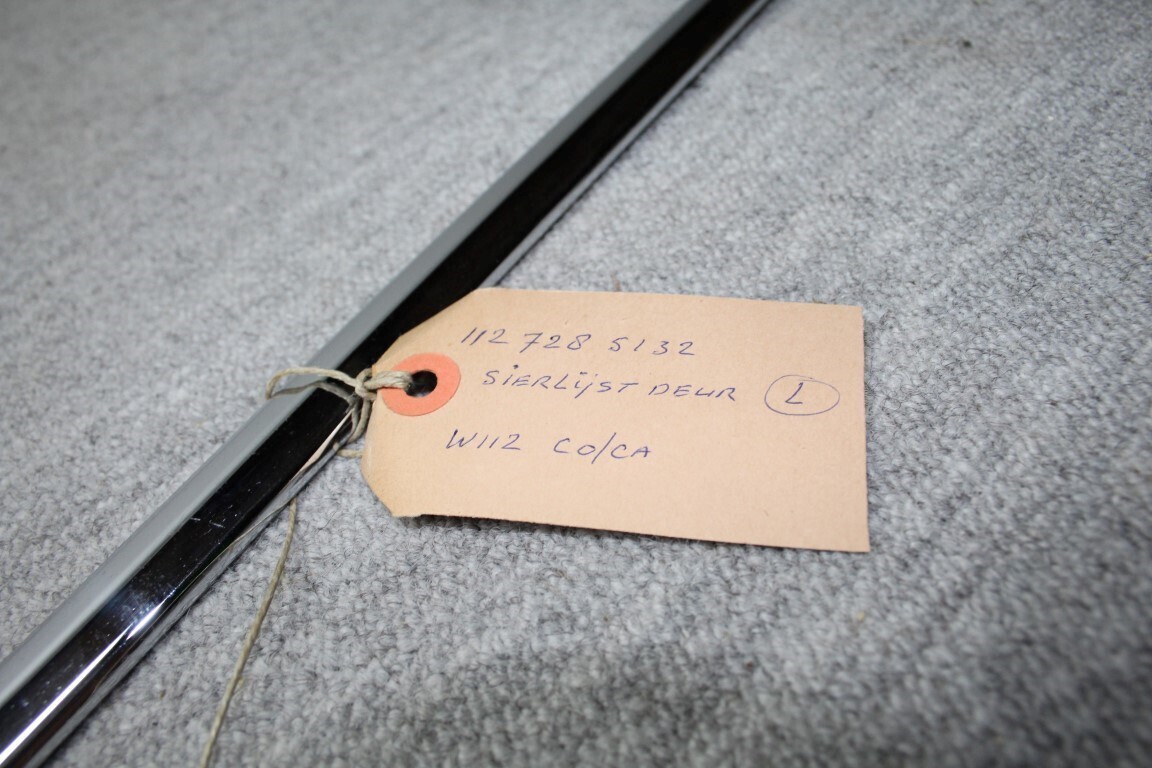 Sierlijst deur links