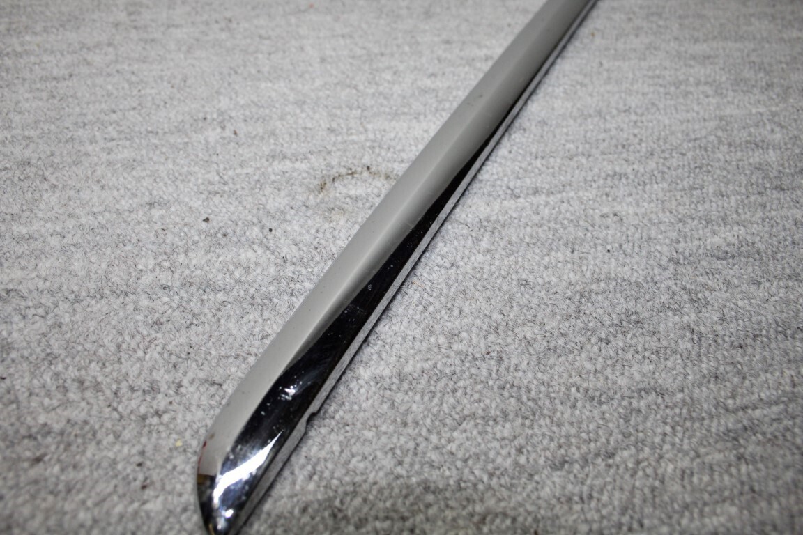 Sierlijst voorscherm links