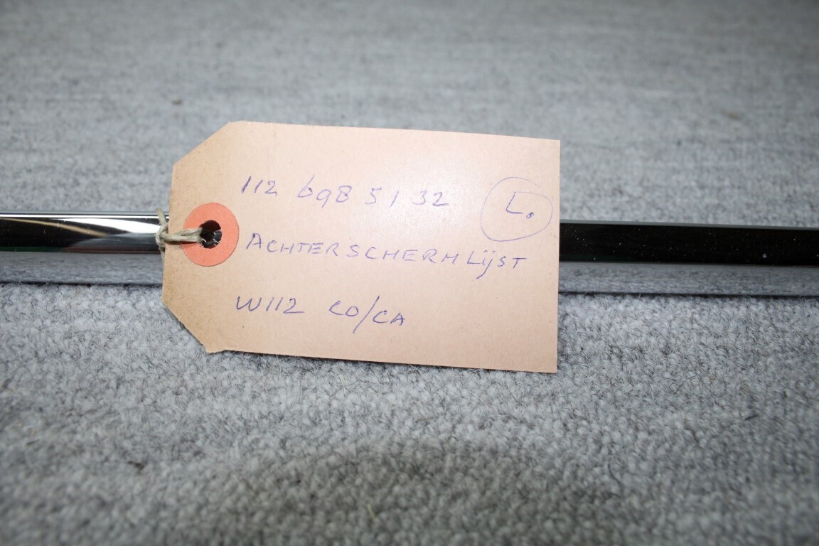 Sierlijst achterscherrm links