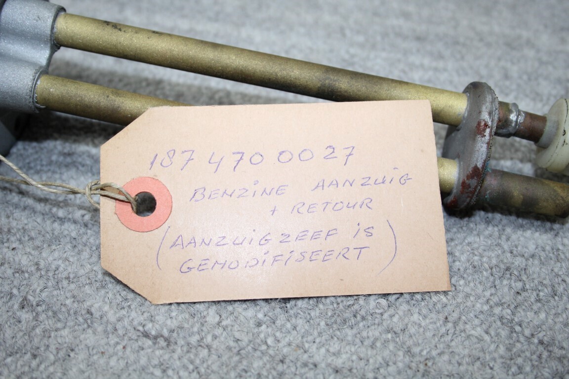 Benzine aanzuig / retour