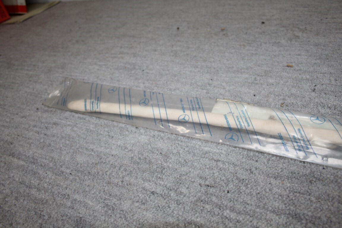 Sierstrip dorpel rechts