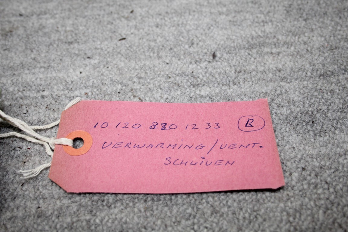 Verwarmings ventilatieschuiven rechts