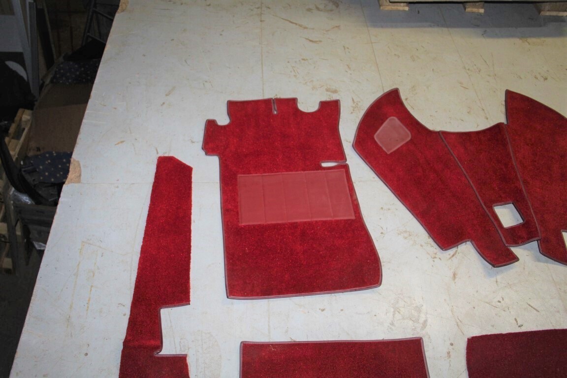 Bekleding set W111 Coupe/Cabrio (Velours) Bekleding set W111 Coupe/Cabrio (Velours)