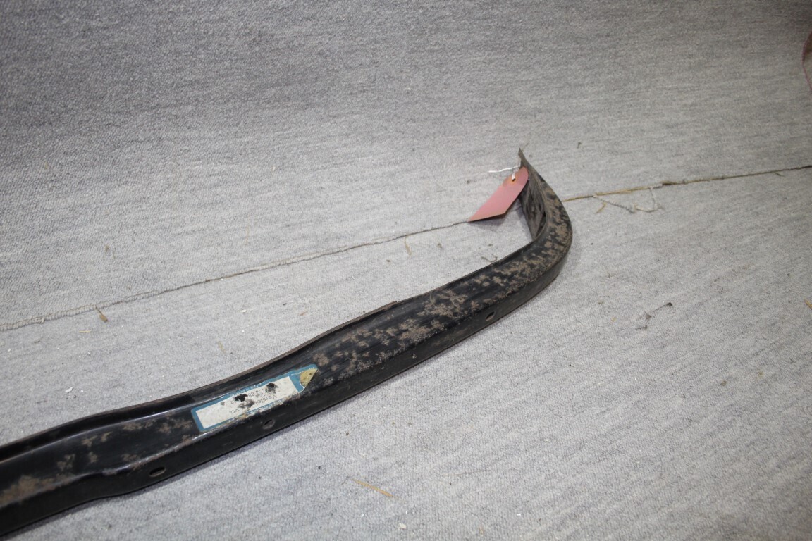 Bumperbalk binnen voorzijde