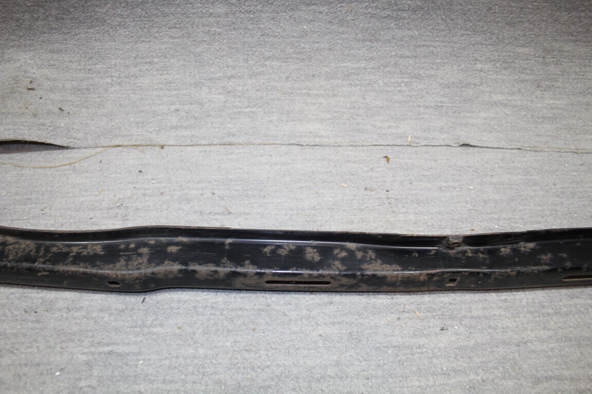 Bumperbalk binnen voorzijde