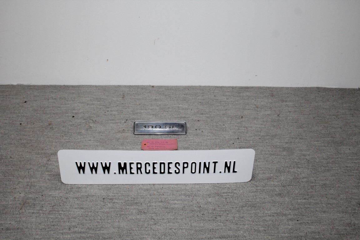 Deksel radio uitsparing