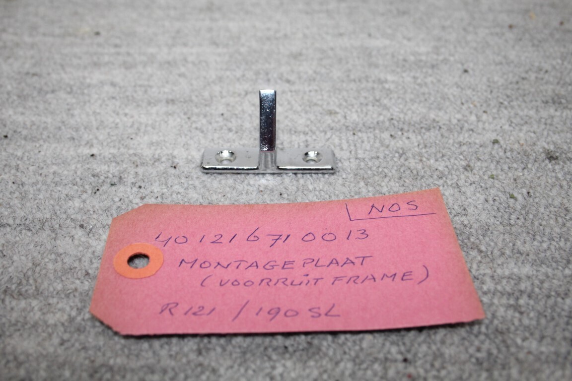 Montageplaat voorruit frame
