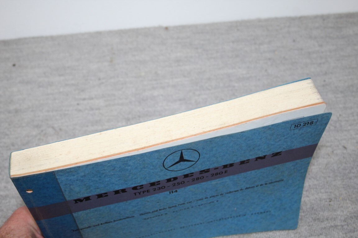 Parts catalogus W114