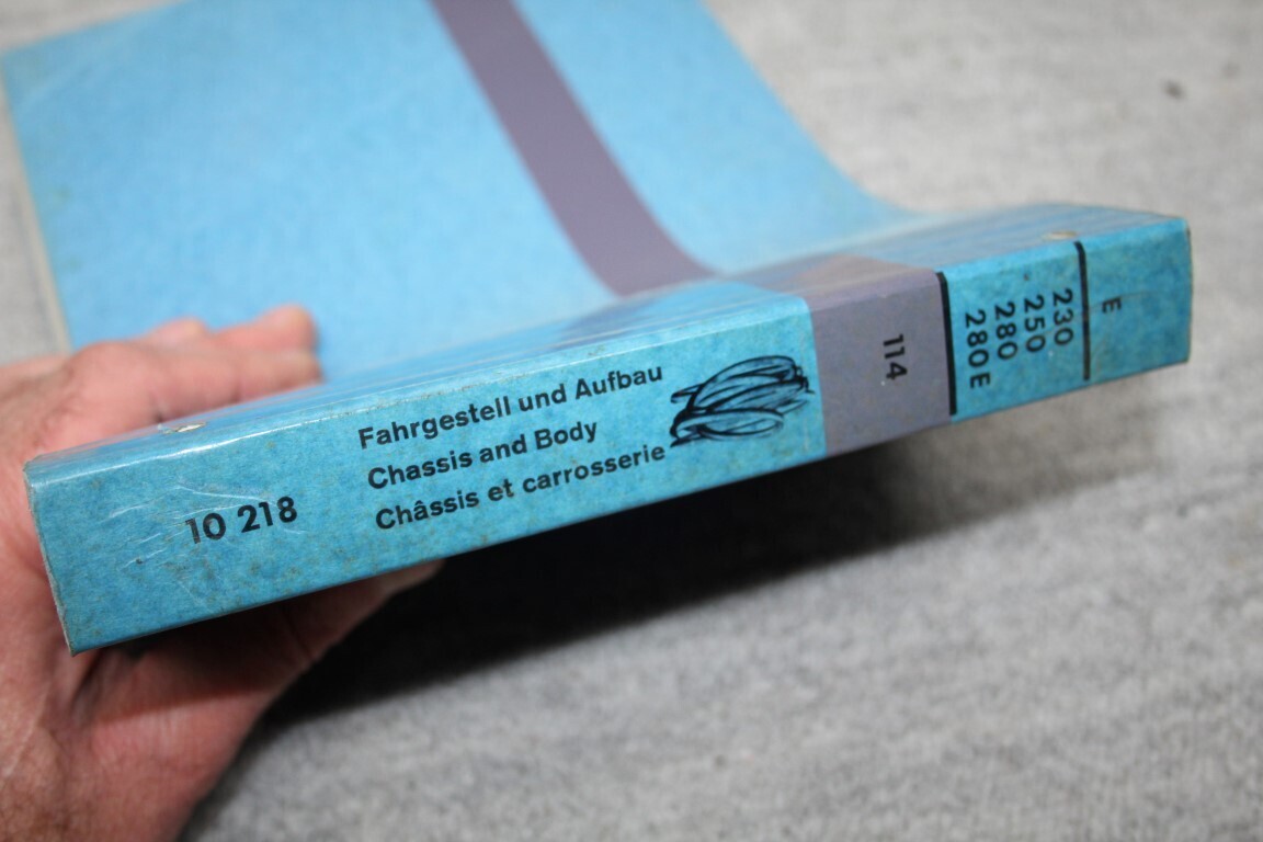 Parts catalogus W114