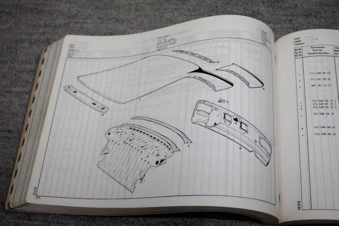 Parts catalogus W114