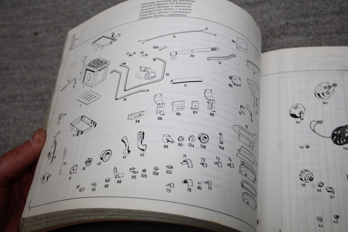 Parts catalogus 300SEL (W109)