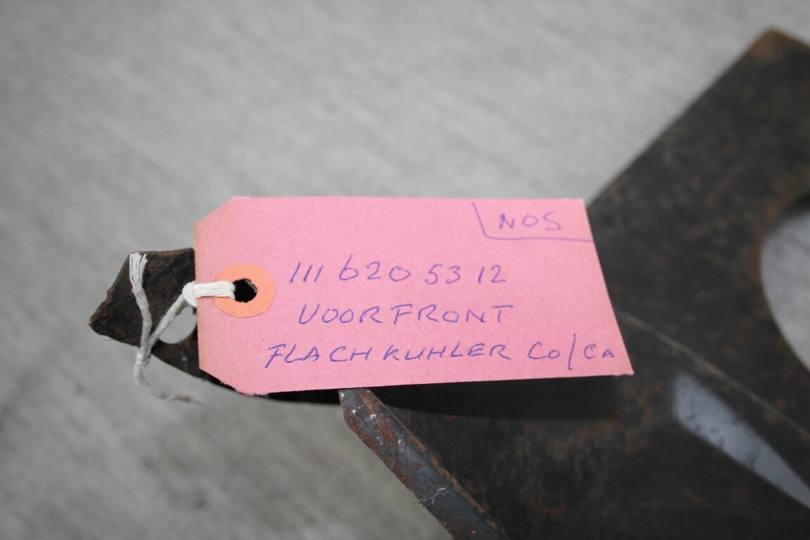Front W111 Flachkuhler