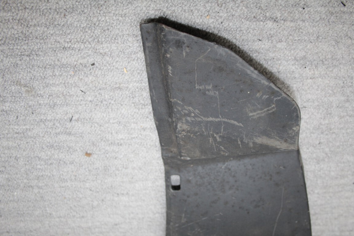 Spatlap voorscherm R (Coupe + Cabrio)