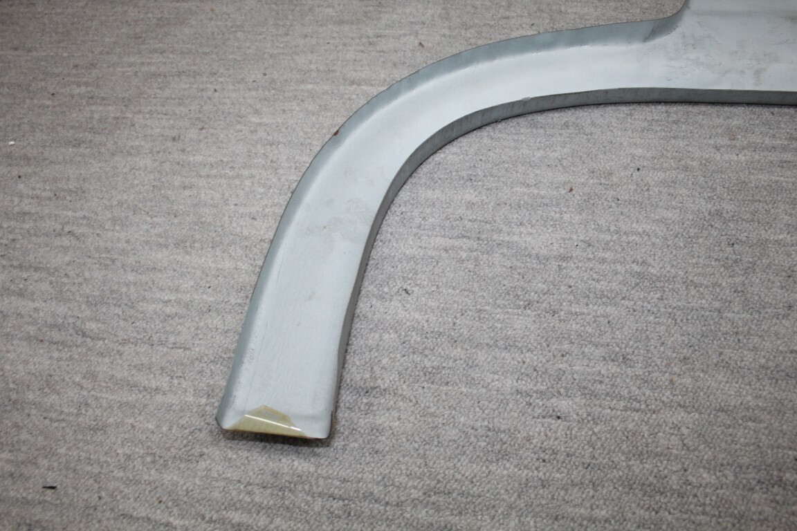 Reparatiestuk achter scherm R