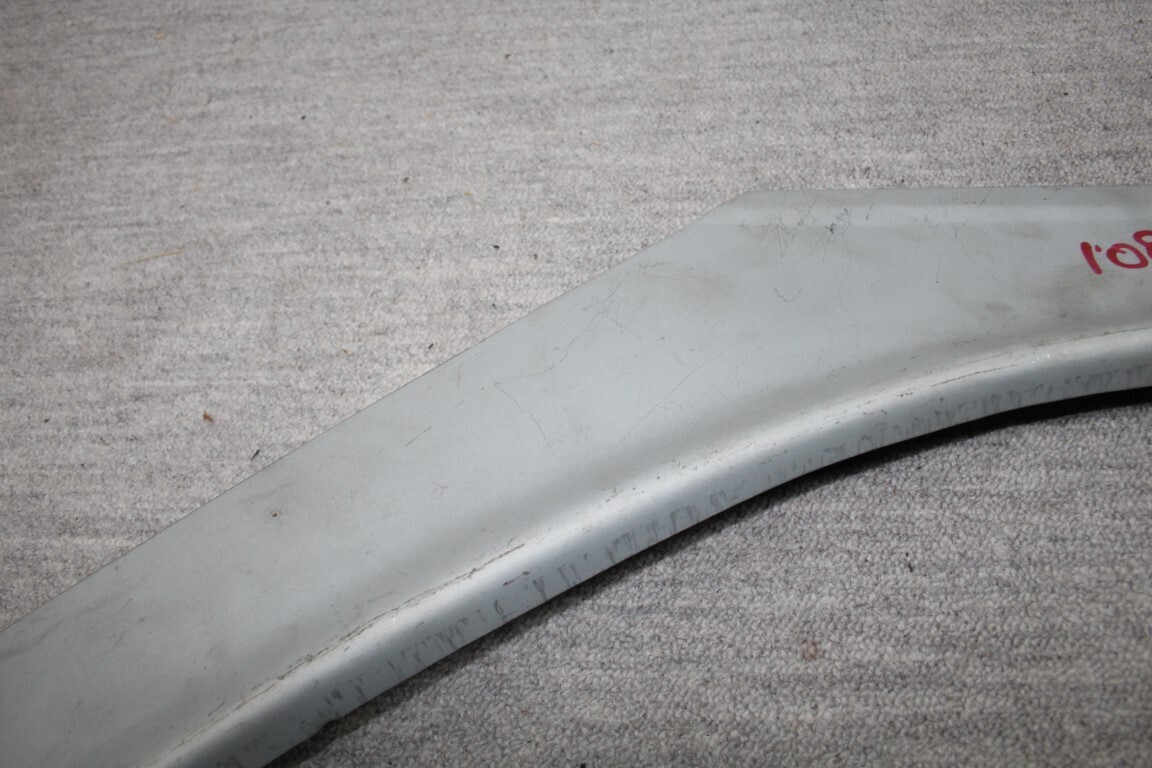 Reparatiestuk achter scherm R