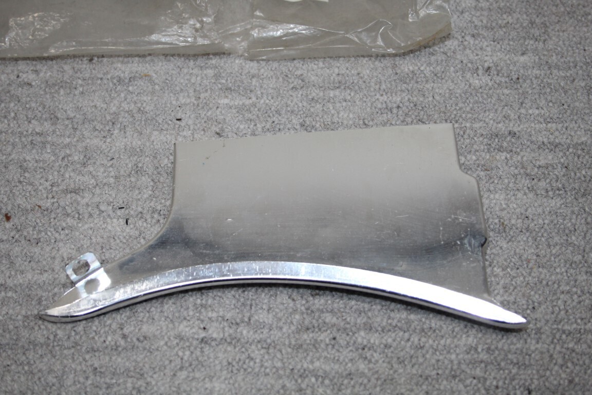 Trimplaat luchtkanaal R onder