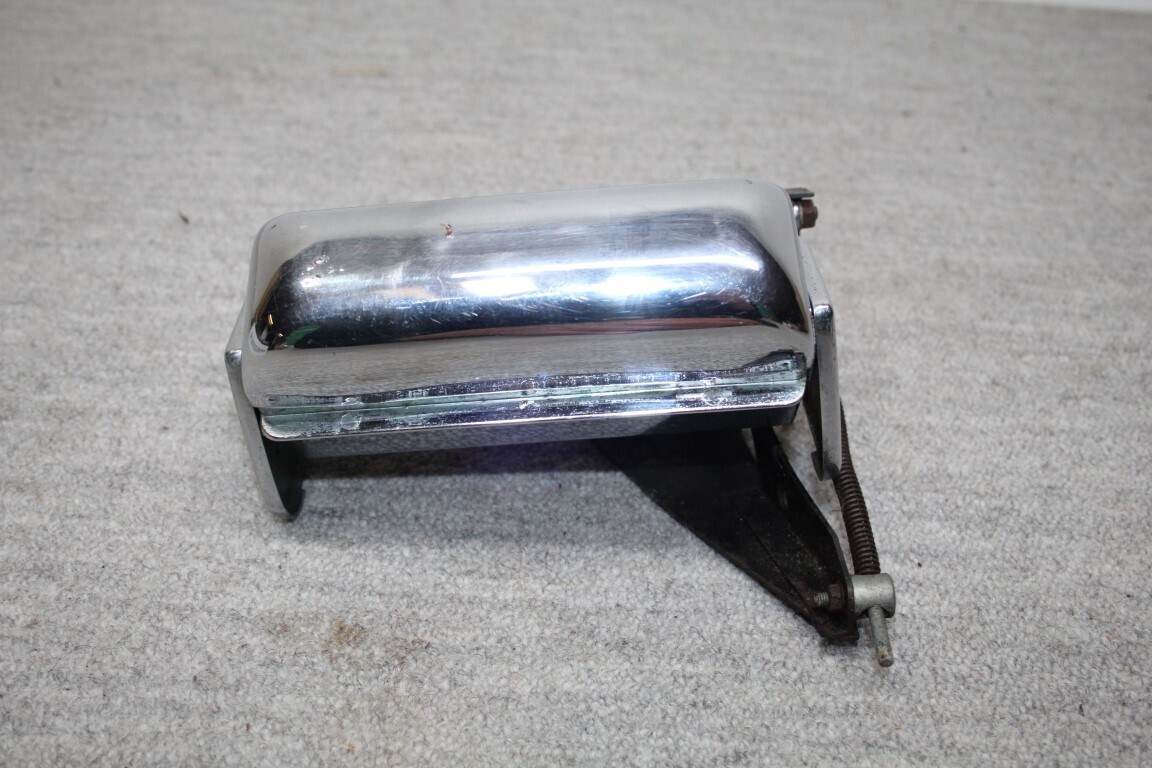 Asbak met zwenk beugel