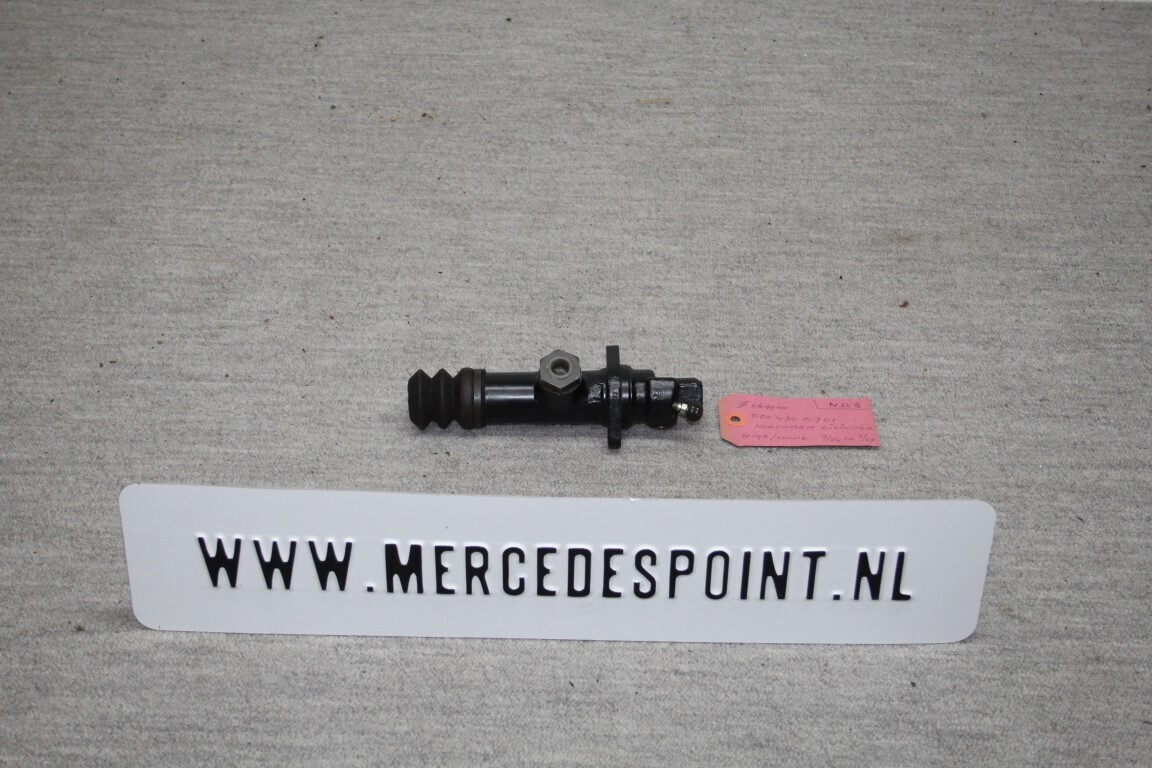 Hoofdremcilinder R198