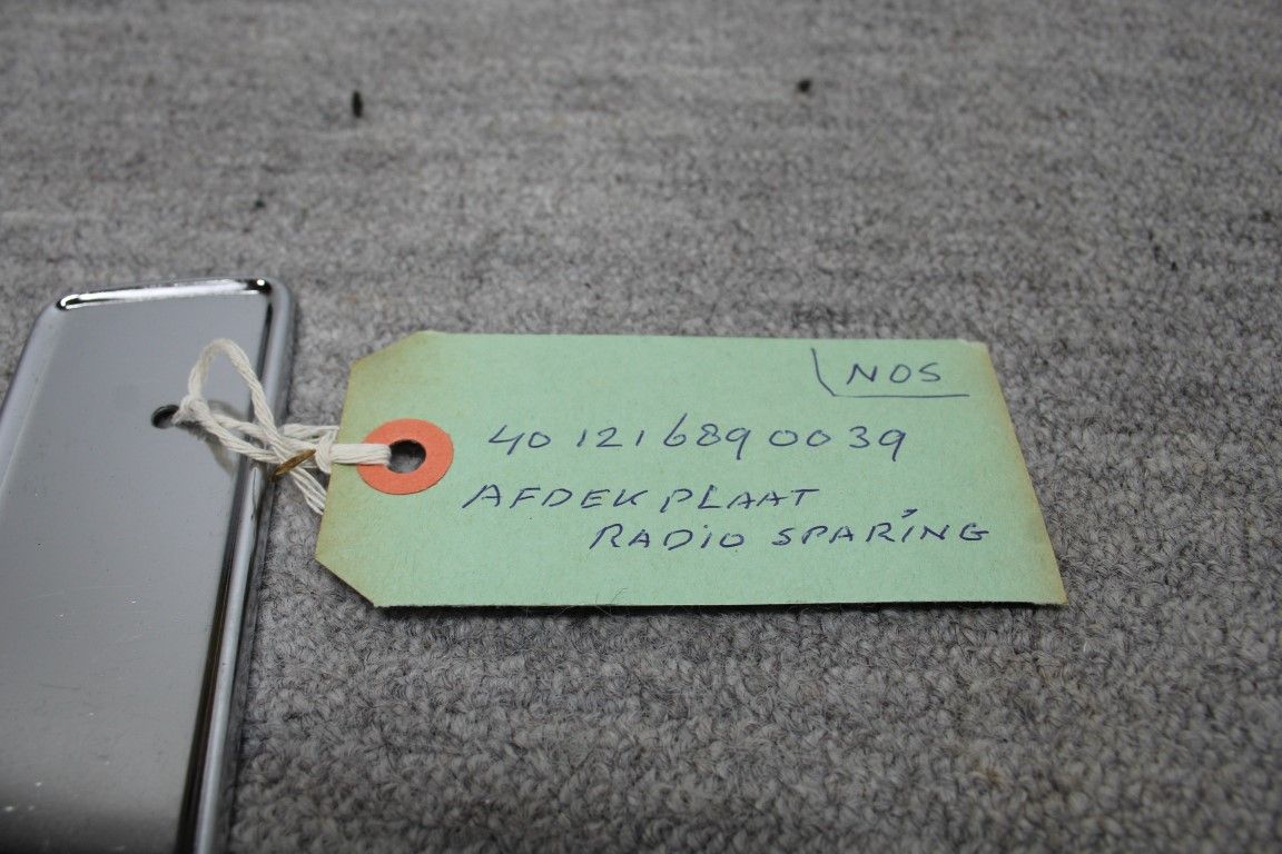 Afdekplaat radiosparing 190SL